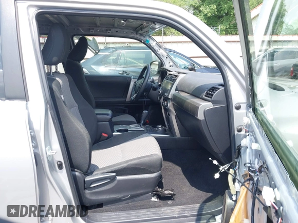 2021 Toyota 4Runner SR5 with VIN JTEMU5JR1M5929960, listed as a IAAI auction lot 41912094 with 90,249 mi miles and . Bid and sale history available at DreamBid. Image 5.