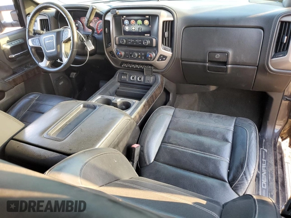 2015 GMC Sierra 2500HD Denali z VIN 1GT120E82FF136326, wystawiony jako Copart lot #55306345 z przebiegiem 181 532 mil mil oraz Szkoda całkowita • Salvage title. Historia ofert i sprzedaży dostępna na DreamBid. Obrazek 8.