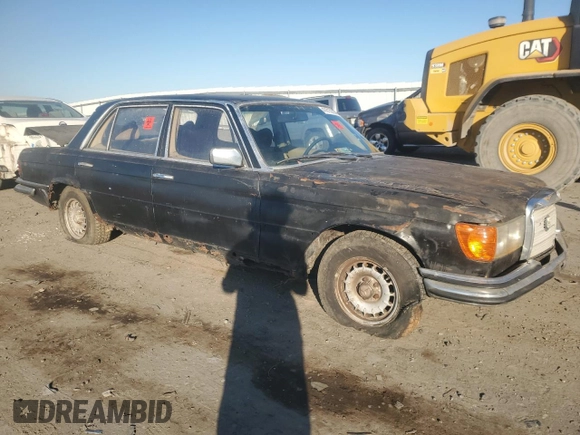 1979 Mercedes-Benz C z VIN 11602510143405, wystawiony jako Copart lot #47613255 z przebiegiem 247 571 mil mil oraz Czysty tytuł • Clean title. Historia ofert i sprzedaży dostępna na DreamBid. Obrazek 4.