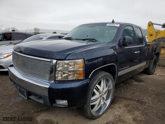 2008 Chevrolet Silverado 1500 LT w/2LT with VIN 2GCEC19JX81250537, listed as a Copart auction lot 49056574 with 0 mi miles and Clean Title. Bid and sale history available at carsss.com. Image 1.