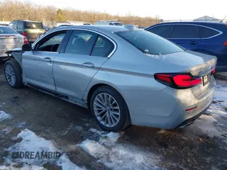 2021 BMW 5 Series 530i xDrive with VIN WBA13BJ02MWX30031, listed as a IAAI auction lot 41249175 with 65,341 mi miles and . Bid and sale history available at carsss.com. Image 3.