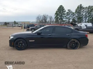 2015 BMW 7 Series 740i с VIN WBAYA6C58FD826880, выставлен на аукционе IAAI как лот 41360429 с пробегом 125 130 миль миль и . История ставок и продаж доступна на DreamBid. Изображение 15.