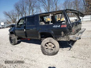 1994 Chevrolet Suburban with VIN 1GNGK26N0RJ420718, listed as a Copart auction lot 43463434 with 137,190 mi miles and Salvage Title. Bid and sale history available at carsss.com. Image 2.
