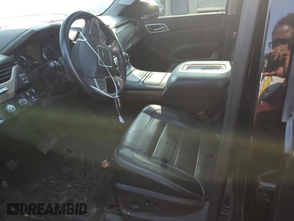 2019 GMC Yukon XL Denali with VIN 1GKS2HKJ7KR174772, listed as a Copart auction lot 63087134 with 69,692 mi miles and Salvage Title. Bid and sale history available at carsss.com. Image 7.