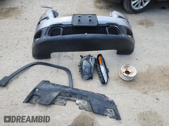 2017 Jeep Cherokee Latitude с VIN 1C4PJMCB5HW501880, выставлен на аукционе Copart как лот 62680875 с пробегом 185 491 миль миль и На запчасти • Non repairable. История ставок и продаж доступна на DreamBid. Изображение 13.