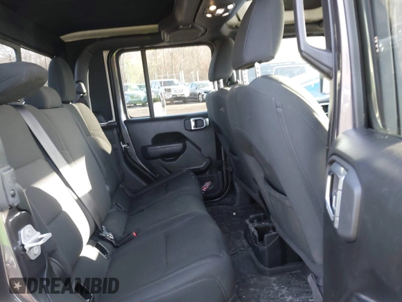 2022 Jeep Gladiator Texas Trail with VIN 1C6HJTAG7NL141819, listed as a IAAI auction lot 41520083 with 21,191 mi miles and . Bid and sale history available at DreamBid. Image 8.