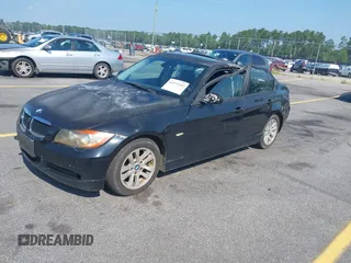 2007 BMW 3 Series 328i с VIN WBAVA335X7PG52072, выставлен на аукционе IAAI как лот 42577352 с пробегом 199 424 миль миль и . История ставок и продаж доступна на DreamBid. Изображение 2.