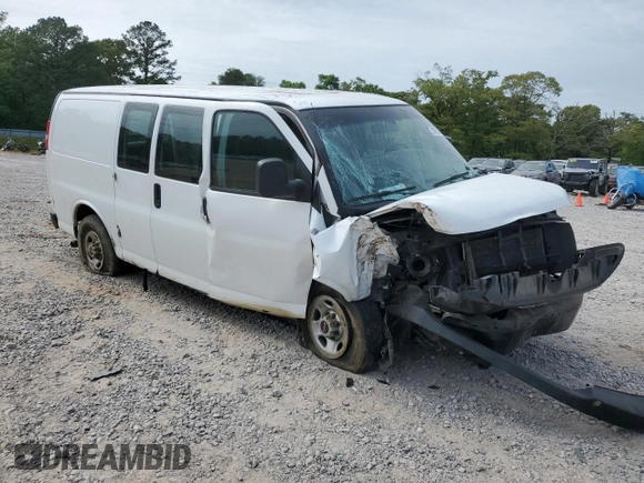2017 GMC Savana Cargo z VIN 1GTZ7GFG2H1124860, wystawiony jako Copart lot #53899225 z przebiegiem 254 735 mil mil oraz Szkody całkowita. Historia ofert i sprzedaży dostępna na DreamBid. Obrazek 4.