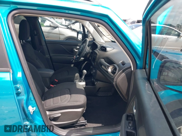 2022 Jeep Renegade Latitude with VIN ZACNJDB10NPN77271, listed as a IAAI auction lot 42512854 with 43,182 mi miles and . Bid and sale history available at DreamBid. Image 5.