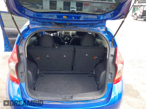 2014 Nissan Note SV z VIN 3N1CE2CP5EL378749, wystawiony jako IAAI lot #42515712 z przebiegiem 140 816 mil mil oraz . Historia ofert i sprzedaży dostępna na DreamBid. Obrazek 13.