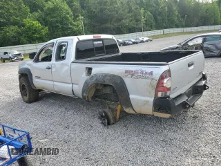 2012 Toyota Tacoma z VIN 5TFUU4EN4CX045438, wystawiony jako Copart lot #57255035 z przebiegiem 171 768 mil mil oraz Szkoda całkowita • Salvage title. Historia ofert i sprzedaży dostępna na DreamBid. Obrazek 2.