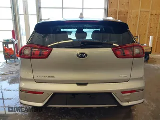 2019 Kia Niro Touring with VIN KNDCE3LC8K5304429, listed as a IAAI auction lot 41374848 with 1 mi miles. Bid and sale history available at carsss.com. Image 16.