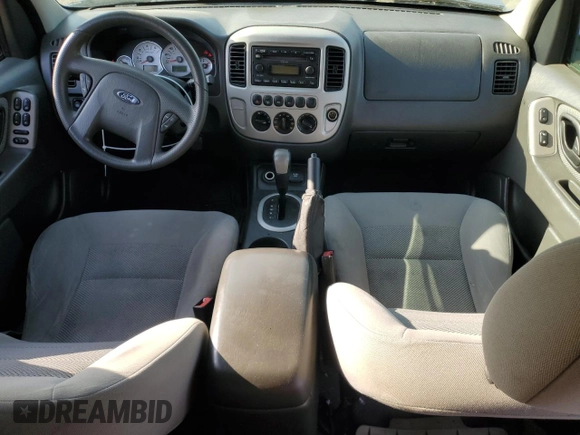 2005 Ford Escape Hybrid with VIN 1FMCU96HX5KC45835, listed as a Copart auction lot 55238065 with 223,769 mi miles and Salvage title. Bid and sale history available at DreamBid. Image 8.