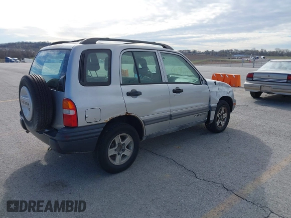 2002 Chevrolet Tracker with VIN 2CNBJ13C026941214, listed as a IAAI auction lot 41857213 with 168,140 mi miles and . Bid and sale history available at DreamBid. Image 4.