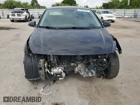 2022 Kia Rio S with VIN 3KPA24AD1NE454960, listed as a Copart auction lot 61937574 with 28,452 mi miles and Salvage Title. Bid and sale history available at carsss.com. Image 5.