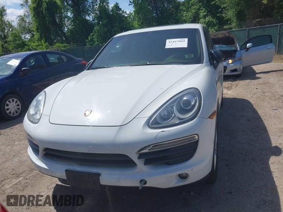 2012 Porsche Cayenne S z VIN WP1AB2A24CLA48791, wystawiony jako IAAI lot #42167069 z przebiegiem 133 819 mil mil oraz . Historia ofert i sprzedaży dostępna na DreamBid. Obrazek 12.