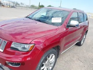 2014 Jeep Grand Cherokee Summit z VIN 1C4RJFJT4EC423217, wystawiony jako IAAI lot #42704059 z przebiegiem 245 928 mil mil oraz . Historia ofert i sprzedaży dostępna na DreamBid. Obrazek 6.