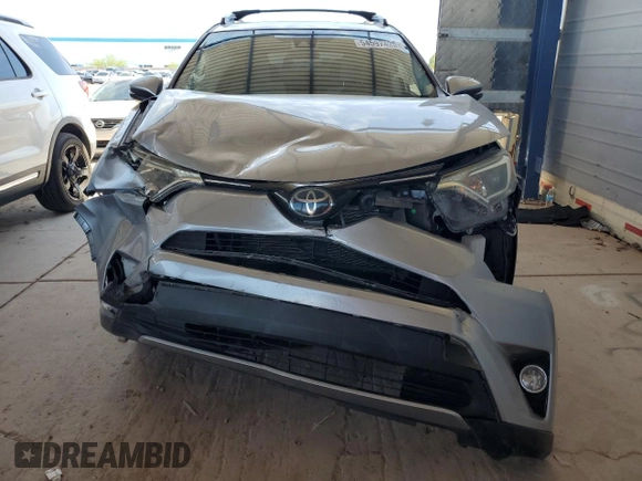 2018 Toyota RAV4 XLE z VIN JTMWFREV5JD119660, wystawiony jako Copart lot #54597425 z przebiegiem 46 379 mil mil oraz Szkoda całkowita • Salvage title. Historia ofert i sprzedaży dostępna na DreamBid. Obrazek 5.