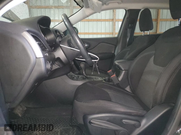 2019 Jeep Cherokee Latitude with VIN 1C4PJMCB4KD284230, listed as a Copart auction lot 57514745 with 107,478 mi miles and Salvage title. Bid and sale history available at DreamBid. Image 7.