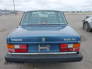 1990 Volvo 240 с VIN YV1AA8841L1423511, выставлен на аукционе IAAI как лот 41958883 с пробегом 216 943 миль миль и . История ставок и продаж доступна на DreamBid. Изображение 16.