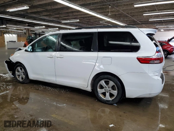 2016 Toyota Sienna LE AAS z VIN 5TDKK3DCXGS713844, wystawiony jako Copart lot #63814045 z przebiegiem 197 484 mil mil oraz Czysty tytuł • Clean title. Historia ofert i sprzedaży dostępna na DreamBid. Obrazek 2.