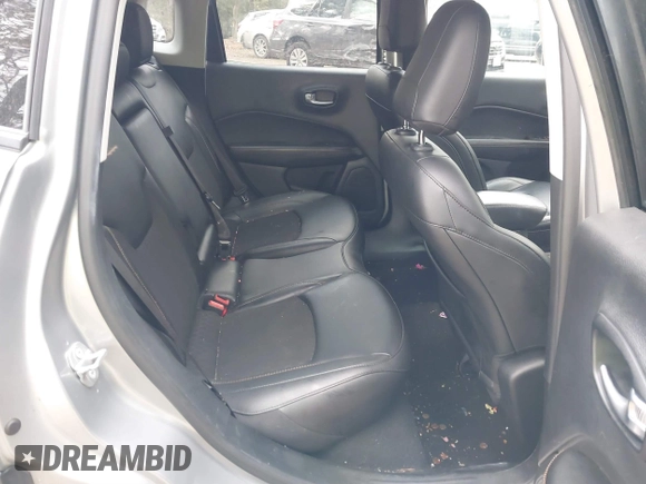 2021 Jeep Compass Altitude z VIN 3C4NJCBB3MT585670, wystawiony jako IAAI lot #40813345 z przebiegiem 59 152 mil mil oraz . Historia ofert i sprzedaży dostępna na DreamBid. Obrazek 8.