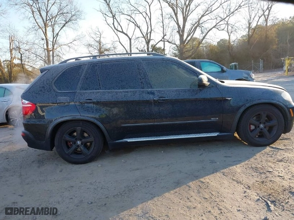 2007 BMW X5 3.0si with VIN 4USFE43557LY77127, listed as a IAAI auction lot 41394904 with NaN miles. Bid and sale history available at carsss.com. Image 13.
