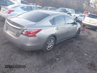 2014 Nissan Altima 2.5 S with VIN 1N4AL3AP2EC109838, listed as a IAAI auction lot 41079111 with 272,948 mi miles. Bid and sale history available at carsss.com. Image 4.