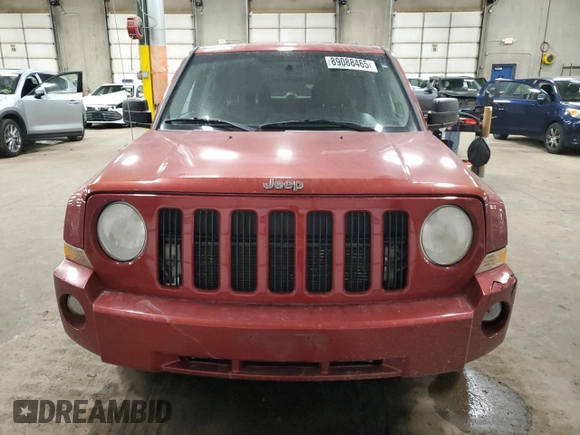 2010 Jeep Patriot Sport z VIN 1J4NF1GB5AD620526, wystawiony jako Copart lot #89088465 z przebiegiem 131 288 mil mil oraz Szkoda całkowita • Salvage title. Historia ofert i sprzedaży dostępna na DreamBid. Obrazek 5.