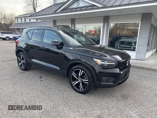 2019 Volvo XC40 R-Design with VIN YV4162UM7K2078081, listed as a IAAI auction lot 41808014 with 204,223 mi miles and . Bid and sale history available at DreamBid. Image 1.