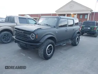 2021 Ford Bronco z VIN 1FMEE5DH0MLA77066, wystawiony jako IAAI lot #41889270 z przebiegiem 62 610 mil mil oraz . Historia ofert i sprzedaży dostępna na DreamBid. Obrazek 17.