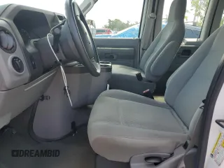 2010 Ford Econoline Passenger XL с VIN 1FBSS3BL9ADA18474, выставлен на аукционе Copart как лот 51644235 с пробегом 84 311 миль миль и Чистый • Clean title. История ставок и продаж доступна на DreamBid. Изображение 7.