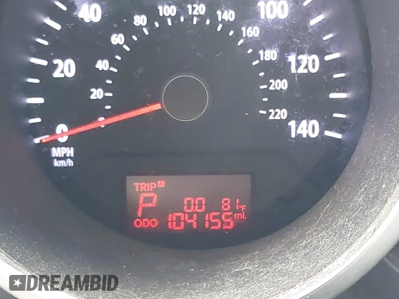 2013 Kia Soul + z VIN KNDJT2A63D7610143, wystawiony jako IAAI lot #42124581 z przebiegiem 104 155 mil mil oraz . Historia ofert i sprzedaży dostępna na DreamBid. Obrazek 15.