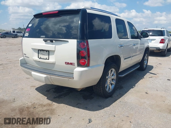 2009 GMC Yukon Denali z VIN 1GKFK03239R171047, wystawiony jako IAAI lot #42249148 z przebiegiem 148 244 mil mil oraz . Historia ofert i sprzedaży dostępna na DreamBid. Obrazek 4.