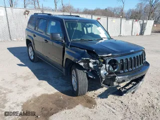 2016 Jeep Patriot High Altitude Edition with VIN 1C4NJRFB0GD673700, listed as a IAAI auction lot 41694672 with NaN miles. Bid and sale history available at carsss.com. Image 1.