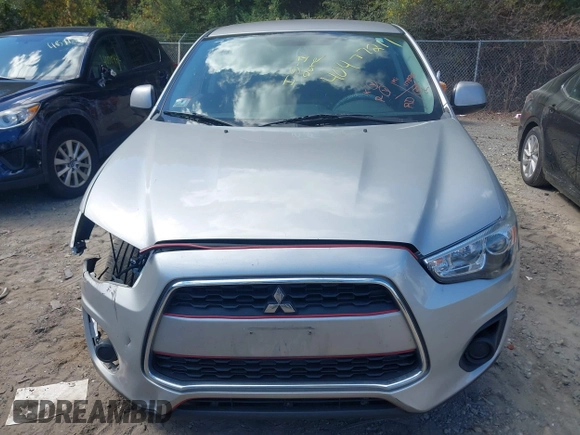2015 Mitsubishi Outlander Sport ES with VIN 4A4AP3AU4FE042064, listed as a IAAI auction lot 40477211 with 117,890 mi miles. Bid and sale history available at carsss.com. Image 12.