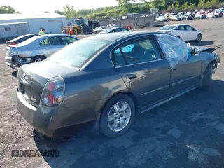 2006 Nissan Altima S with VIN 1N4AL11DX6C266058, listed as a IAAI auction lot 42388534 with 159,045 mi miles and . Bid and sale history available at DreamBid. Image 4.