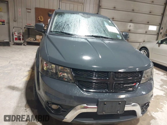 2017 Dodge Journey Crossroad Plus z VIN 3C4PDDGG9HT579758, wystawiony jako IAAI lot #42237895 z przebiegiem 134 602 mil mil oraz . Historia ofert i sprzedaży dostępna na DreamBid. Obrazek 12.