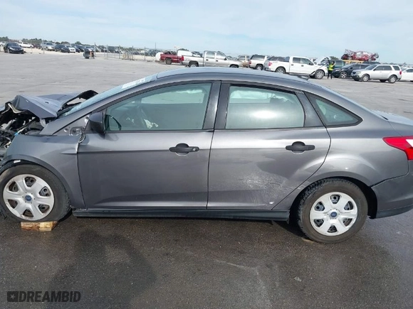 2013 Ford Focus S with VIN 1FADP3E25DL269016, listed as a IAAI auction lot 41323358 with NaN miles. Bid and sale history available at carsss.com. Image 15.