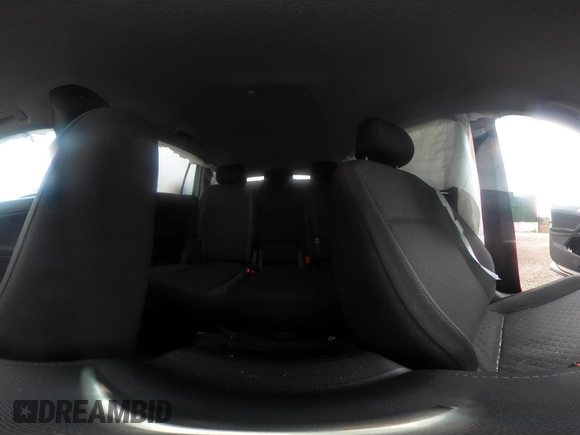 2019 Volkswagen Tiguan S z VIN 3VV0B7AX9KM055305, wystawiony jako IAAI lot #42160128 z przebiegiem 67 826 mil mil oraz . Historia ofert i sprzedaży dostępna na DreamBid. Obrazek 22.