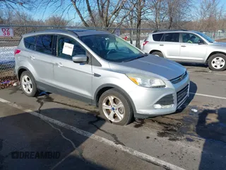 2014 Ford Escape SE with VIN 1FMCU9G97EUC53967, listed as a IAAI auction lot 41176868 with 176,413 mi miles. Bid and sale history available at carsss.com. Image 1.