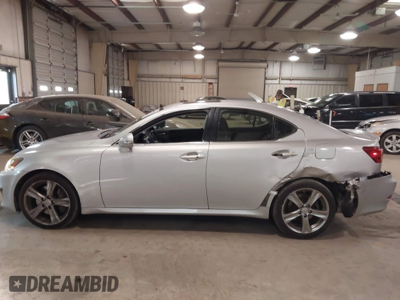 2012 Lexus IS 350 with VIN JTHBE5C23C5028675, listed as a IAAI auction lot 41504992 with 152,577 mi miles and . Bid and sale history available at DreamBid. Image 14.