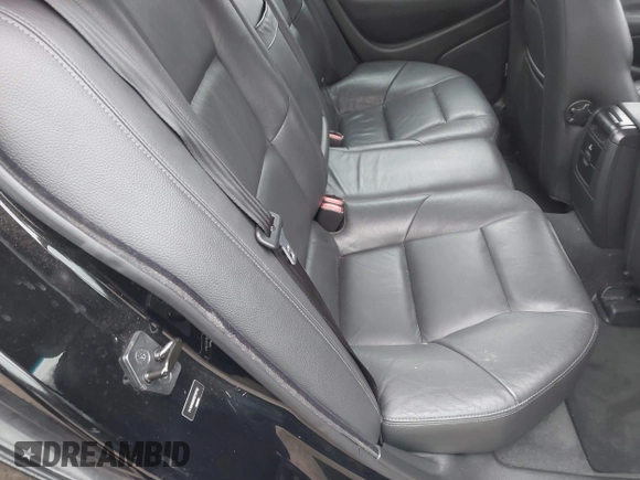 2009 Volvo S60 2.5T with VIN YV1RH592692723722, listed as a IAAI auction lot 41302600 with 126,027 mi miles. Bid and sale history available at carsss.com. Image 8.