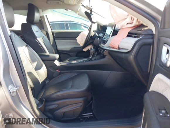 2022 Jeep Compass Latitude Lux с VIN 3C4NJDFB4NT207889, выставлен на аукционе IAAI как лот 41023713 с пробегом 41 405 миль миль и . История ставок и продаж доступна на DreamBid. Изображение 5.