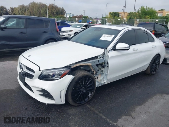 2019 Mercedes-Benz C 300 with VIN WDDWF8DB3KR458090, listed as a IAAI auction lot 42358177 with 33,201 mi miles and . Bid and sale history available at DreamBid. Image 18.