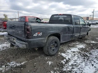 2005 Chevrolet Silverado 1500 with VIN 1GCEK19V75E230214, listed as a Copart auction lot 88054405 with 0 mi miles and Salvage Title. Bid and sale history available at carsss.com. Image 3.