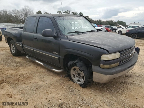 2000 Chevrolet Silverado 1500 LS with VIN 2GCEC19T0Y1335498, listed as a Copart auction lot 46969745 with 430,694 mi miles and Salvage Title. Bid and sale history available at carsss.com. Image 4.