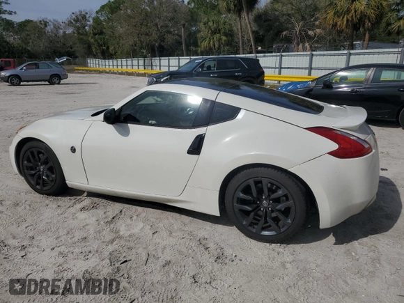2016 Nissan 370Z z VIN JN1AZ4EH3GM931338, wystawiony jako Copart lot #43291955 z przebiegiem 69 843 mil mil oraz Szkoda całkowita • Salvage title. Historia ofert i sprzedaży dostępna na DreamBid. Obrazek 2.