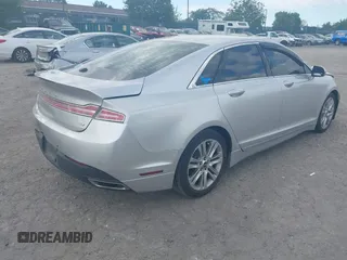 2014 Lincoln MKZ with VIN 3LN6L2GK5ER823529, listed as a IAAI auction lot 42221147 with 151,751 mi miles and . Bid and sale history available at DreamBid. Image 4.