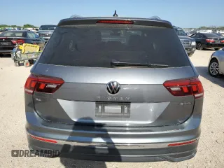 2022 Volkswagen Tiguan SE z VIN 3VV2B7AX8NM168482, wystawiony jako Copart lot #52752595 z przebiegiem 65 045 mil mil oraz Szkoda całkowita • Salvage title. Historia ofert i sprzedaży dostępna na DreamBid. Obrazek 6.